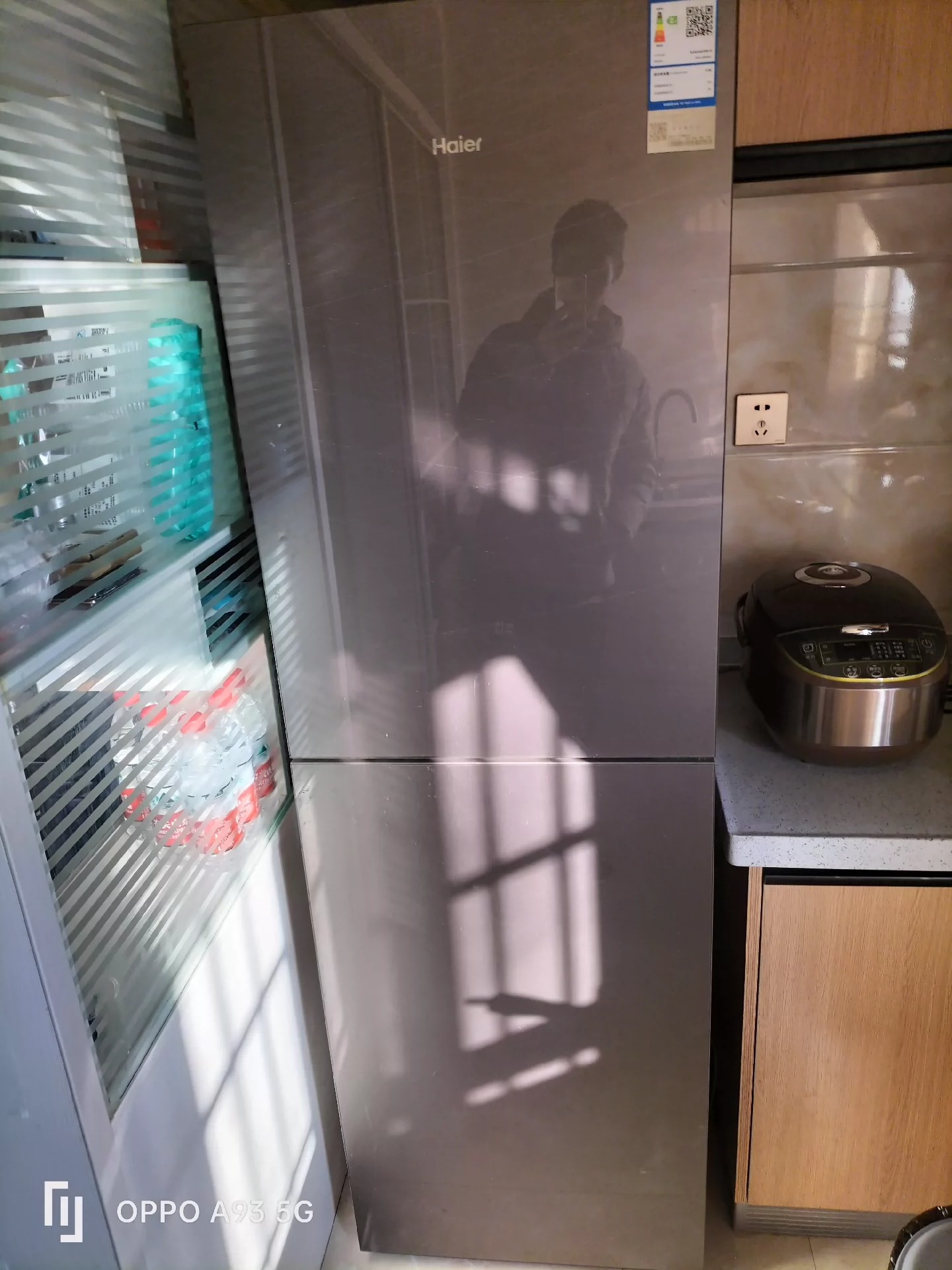 出Haier/海尔 两门式风冷无霜海尔大品牌冰箱出售，风冷无爽总239升，一口价350只限自提，二手物品出售不退不换